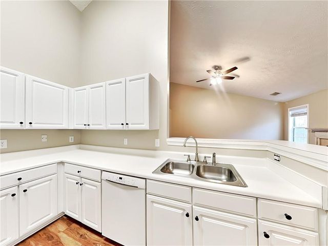 2490 Insdale Trace NW, Acworth, GA 30101