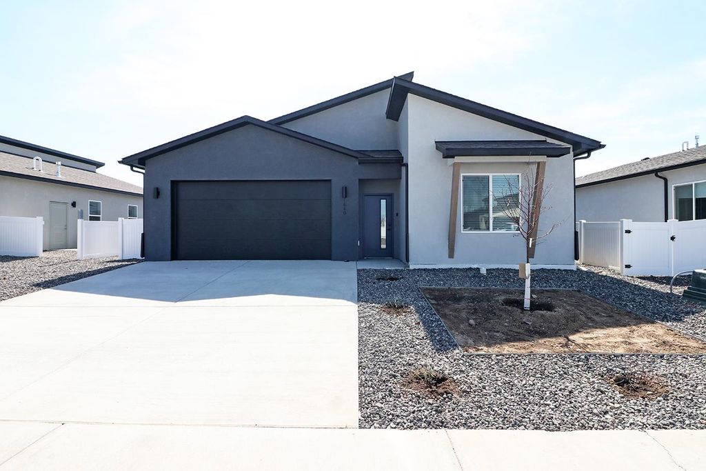 1640 Rusty Rivet Road, Fruita, CO 81521