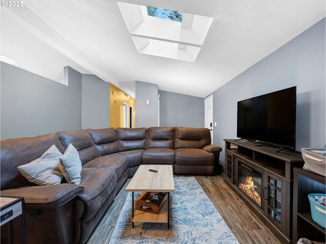 32700 Se LEEWOOD Ln, Boring, OR 97009