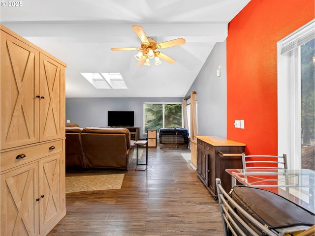 32700 Se LEEWOOD Ln, Boring, OR 97009