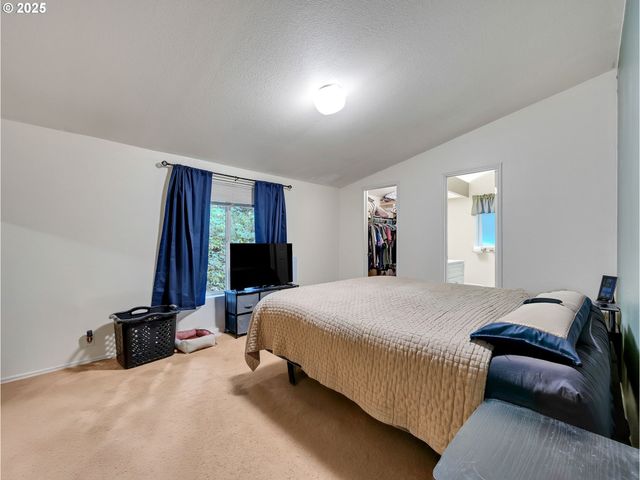 32700 Se LEEWOOD Ln, Boring, OR 97009