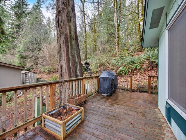 32700 Se LEEWOOD Ln, Boring, OR 97009