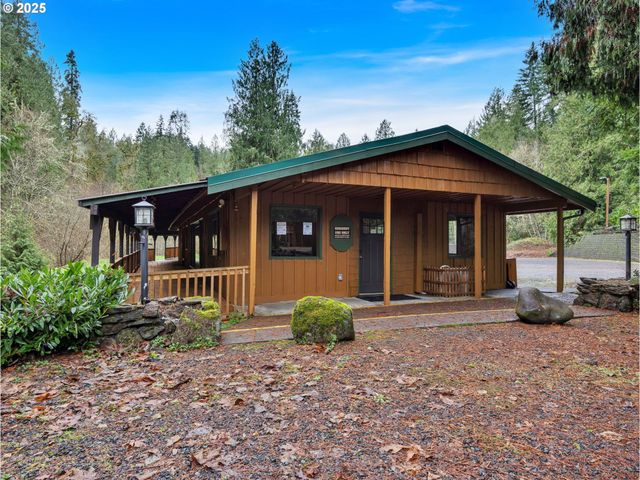 32700 Se LEEWOOD Ln, Boring, OR 97009