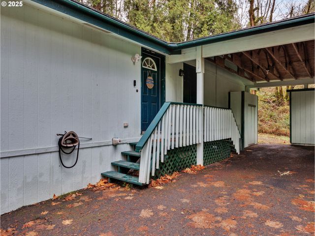 32700 Se LEEWOOD Ln, Boring, OR 97009