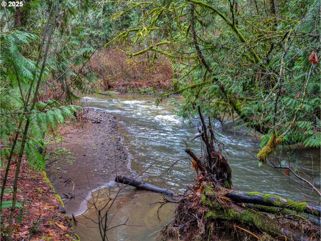 32700 Se LEEWOOD Ln, Boring, OR 97009