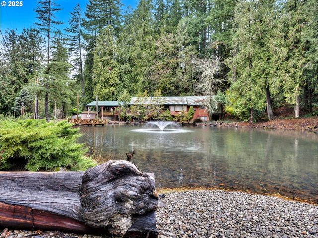 32700 Se LEEWOOD Ln, Boring, OR 97009