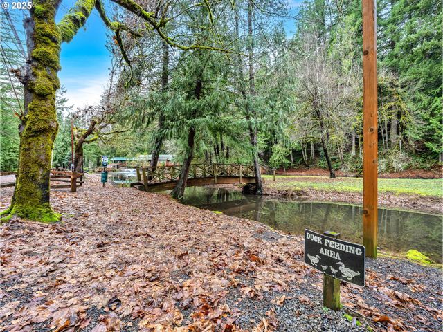 32700 Se LEEWOOD Ln, Boring, OR 97009