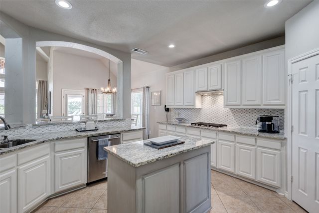 10417 Broadmoor Lane, Rowlett, TX 75089