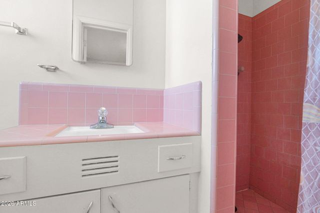 5343 E VERDE Lane, Phoenix, AZ 85018