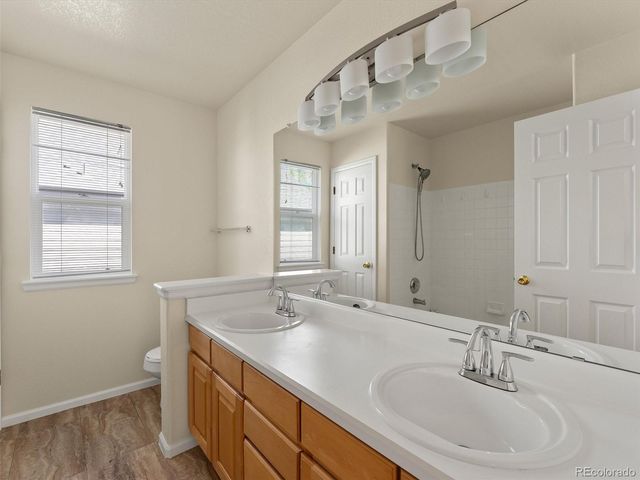 4005 S Killarney Way, Aurora, CO 80013