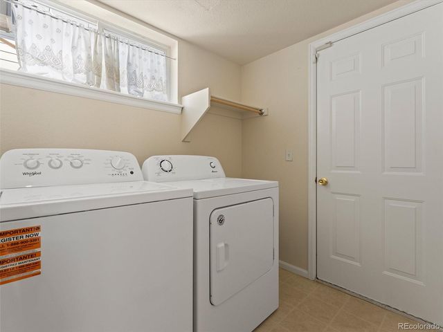 4005 S Killarney Way, Aurora, CO 80013