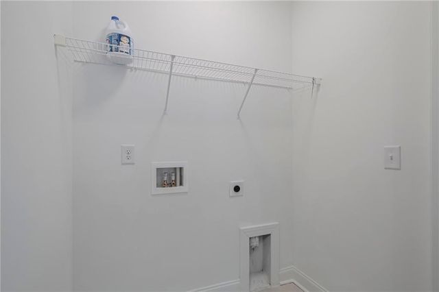 1115 Larkin Dr, Buford, GA 30518