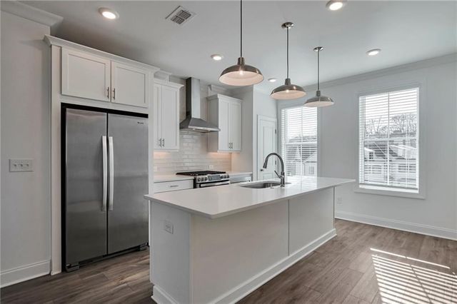 1115 Larkin Dr, Buford, GA 30518