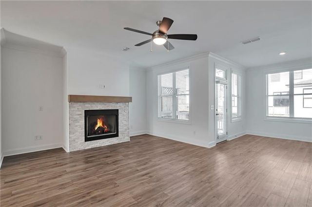 1115 Larkin Dr, Buford, GA 30518