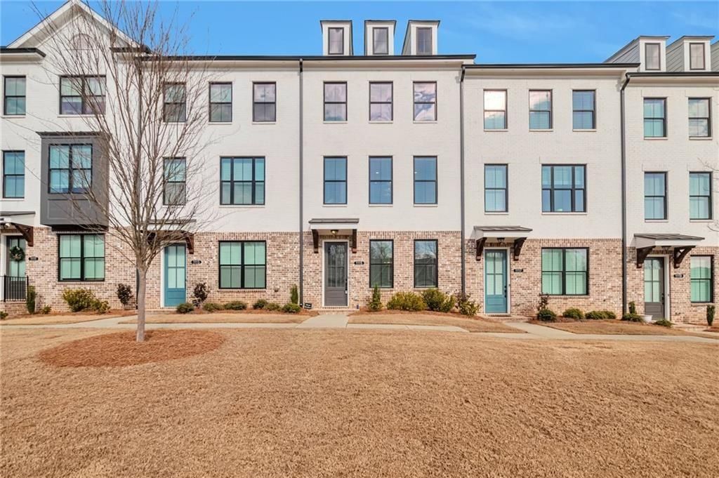 1115 Larkin Dr, Buford, GA 30518