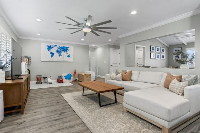 8401 GRANITE PLACE, Tampa, FL 33615