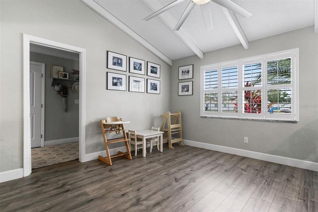 8401 GRANITE PLACE, Tampa, FL 33615