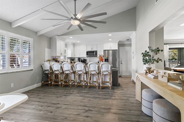 8401 GRANITE PLACE, Tampa, FL 33615