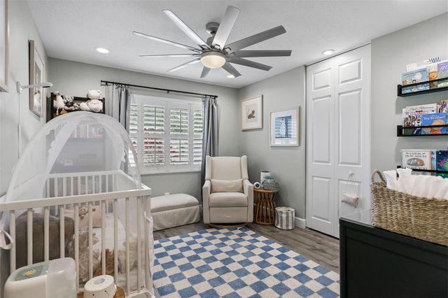 8401 GRANITE PLACE, Tampa, FL 33615