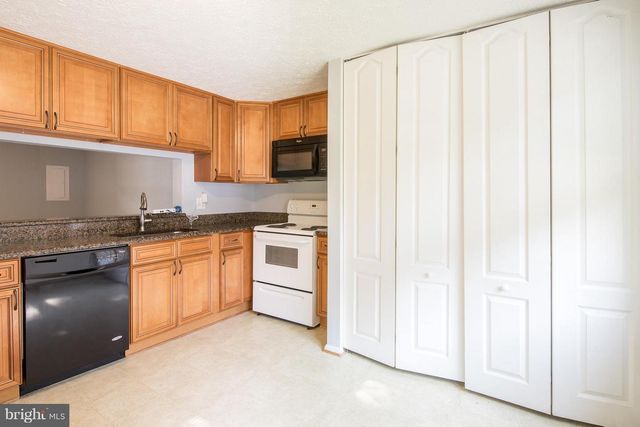 8334 WIND FALL RD, Springfield, VA 22153