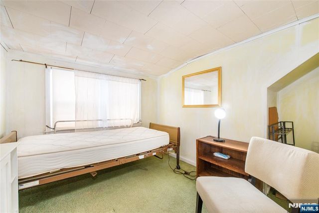 257 Floral, Saddle Brook, NJ 07662