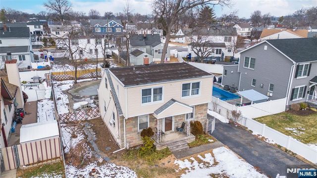 257 Floral, Saddle Brook, NJ 07662