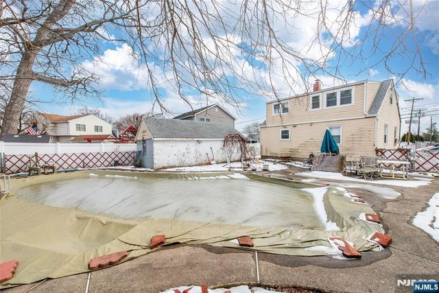 257 Floral, Saddle Brook, NJ 07662