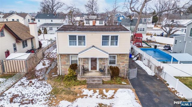 257 Floral, Saddle Brook, NJ 07662