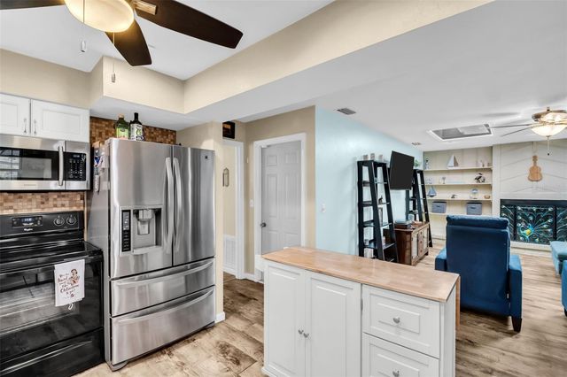 1505 MICHIGAN AVENUE, Palm Harbor, FL 34683