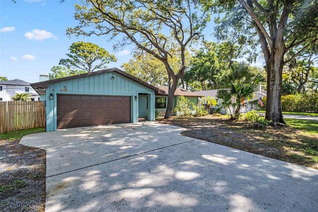 1505 MICHIGAN AVENUE, Palm Harbor, FL 34683