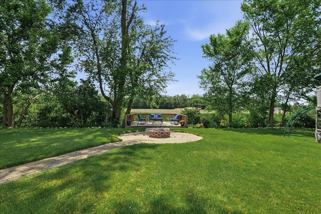 518 Golden Rain Court, Demotte, IN 46310