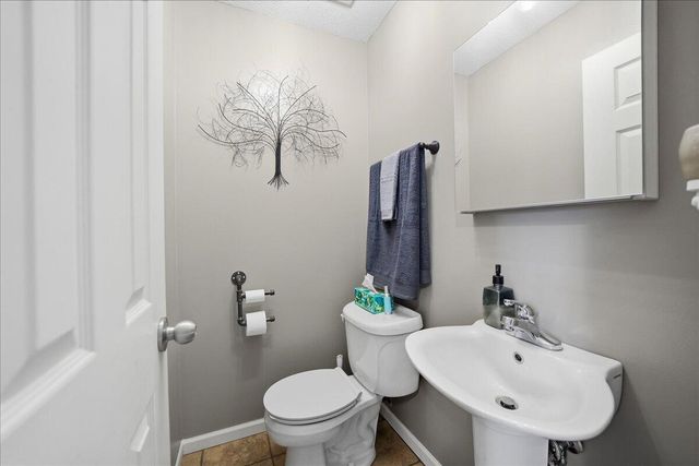 518 Golden Rain Court, Demotte, IN 46310