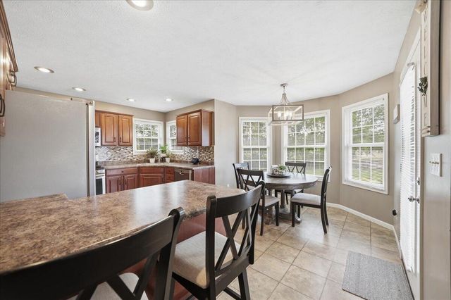 518 Golden Rain Court, Demotte, IN 46310