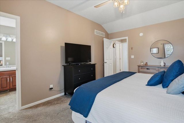 518 Golden Rain Court, Demotte, IN 46310