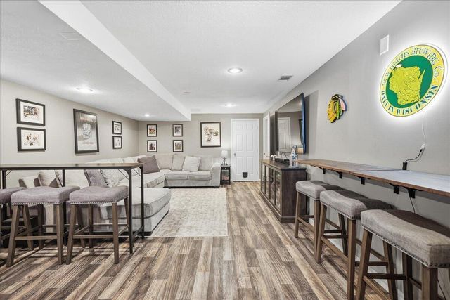 518 Golden Rain Court, Demotte, IN 46310