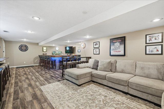 518 Golden Rain Court, Demotte, IN 46310