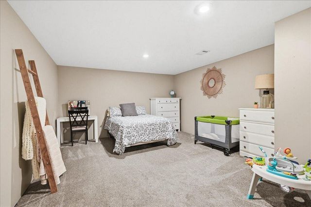 518 Golden Rain Court, Demotte, IN 46310