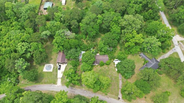 124 White Oak Drive N, Woodbranch, TX 77357
