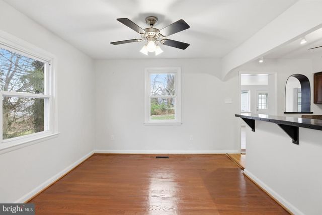 10 MATTHEWS AVE, Cockeysville, MD 21030