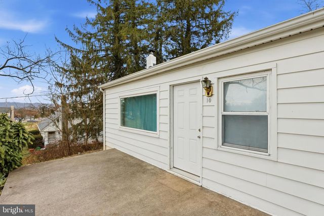 10 MATTHEWS AVE, Cockeysville, MD 21030