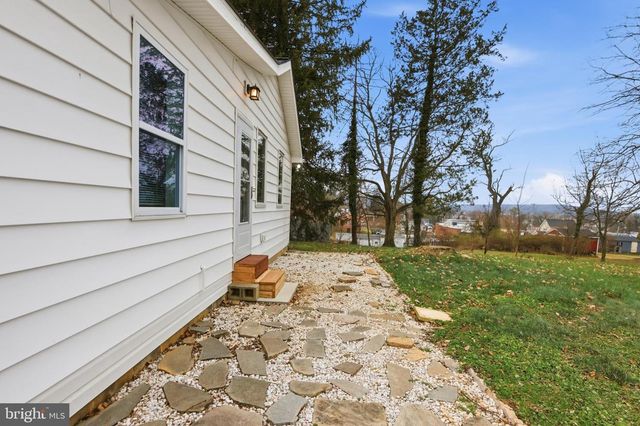 10 MATTHEWS AVE, Cockeysville, MD 21030