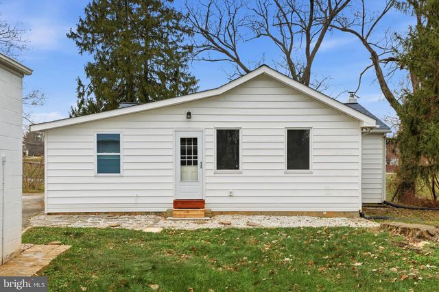 10 MATTHEWS AVE, Cockeysville, MD 21030