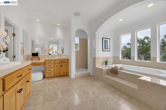 10872 Inspiration Cir, Dublin, CA 94568