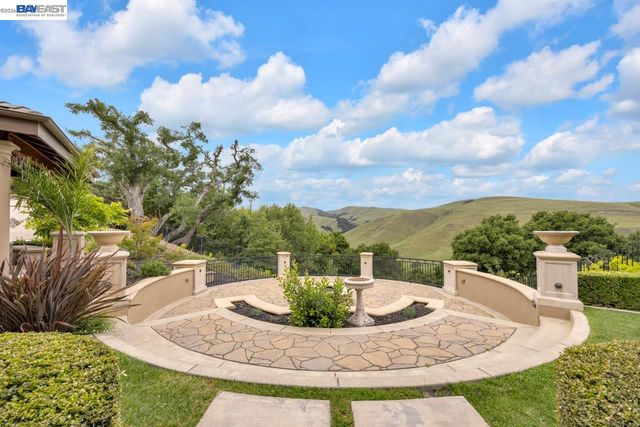 10872 Inspiration Cir, Dublin, CA 94568