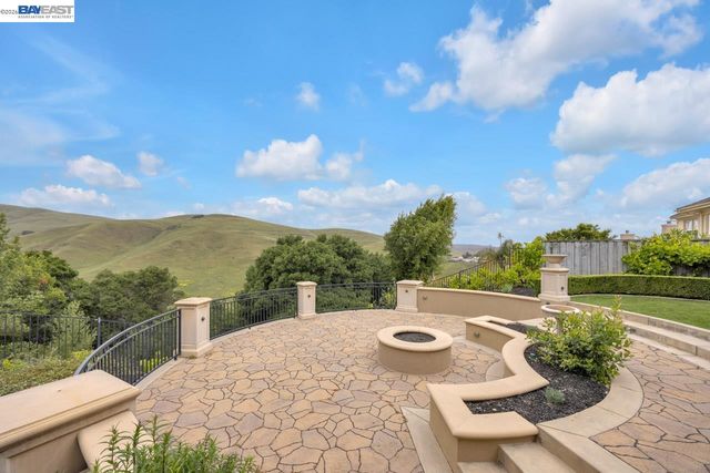 10872 Inspiration Cir, Dublin, CA 94568