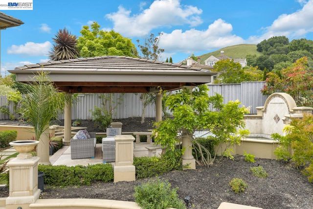 10872 Inspiration Cir, Dublin, CA 94568