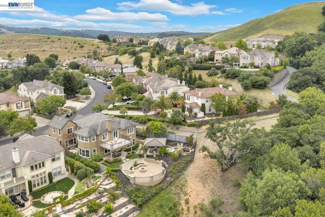10872 Inspiration Cir, Dublin, CA 94568