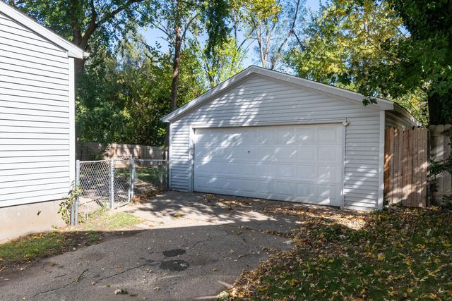 5609 Roanoke Street, Portage, MI 49024