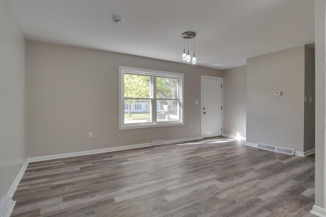 5609 Roanoke Street, Portage, MI 49024