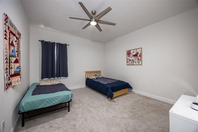 6075 SW 215TH TERRACE, Newberry, FL 32669